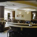 Treacys West County Conference And Leisure Centre Эннис
