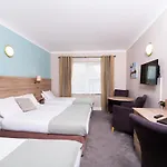 Treacys West County Conference And Leisure Centre Отель