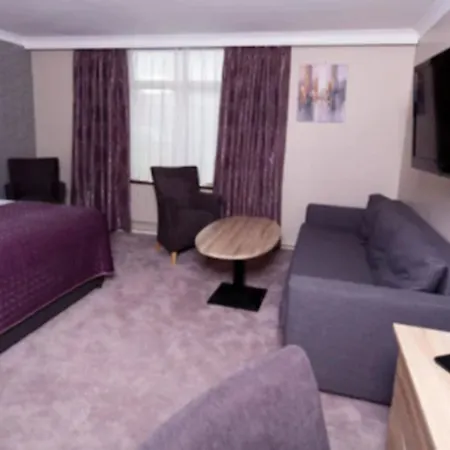 酒店 特利斯西县会议和休闲中心酒店 恩尼斯