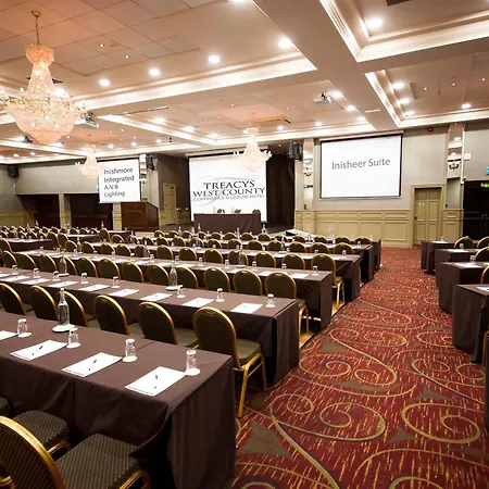 特利斯西县会议和休闲中心酒店