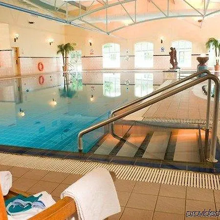 Hotell Treacys West County Conference And Leisure Centre Ennis