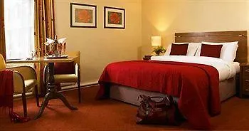 Treacys West County Conference And Leisure Centre Hotel 3*