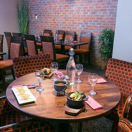 酒店 特利斯西县会议和休闲中心酒店 恩尼斯