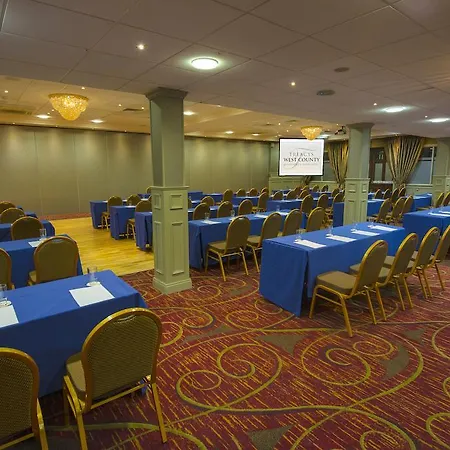 Treacys West County Conference And Leisure Centre Hotel Ennis