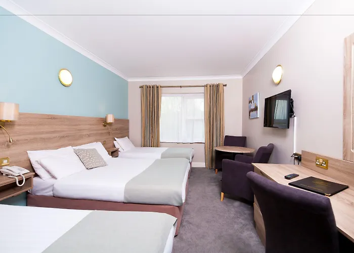 Treacys West County Conference And Leisure Centre 3*