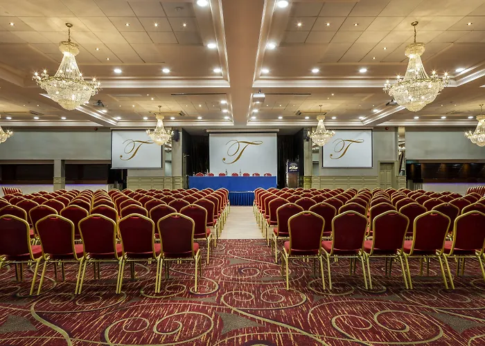 Treacys West County Conference And Leisure Centre 3* Ennis