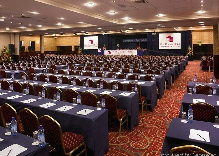 Hotel Treacys West County Conference And Leisure Centre