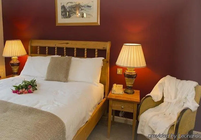 Treacys West County Conference And Leisure Centre 3*