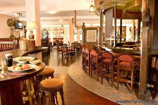 Treacys West County Conference And Leisure Centre 3*