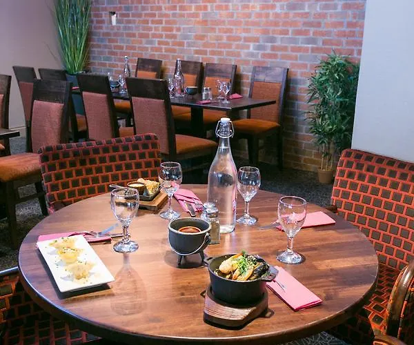 Hotel Treacys West County Conference And Leisure Centre Ennis